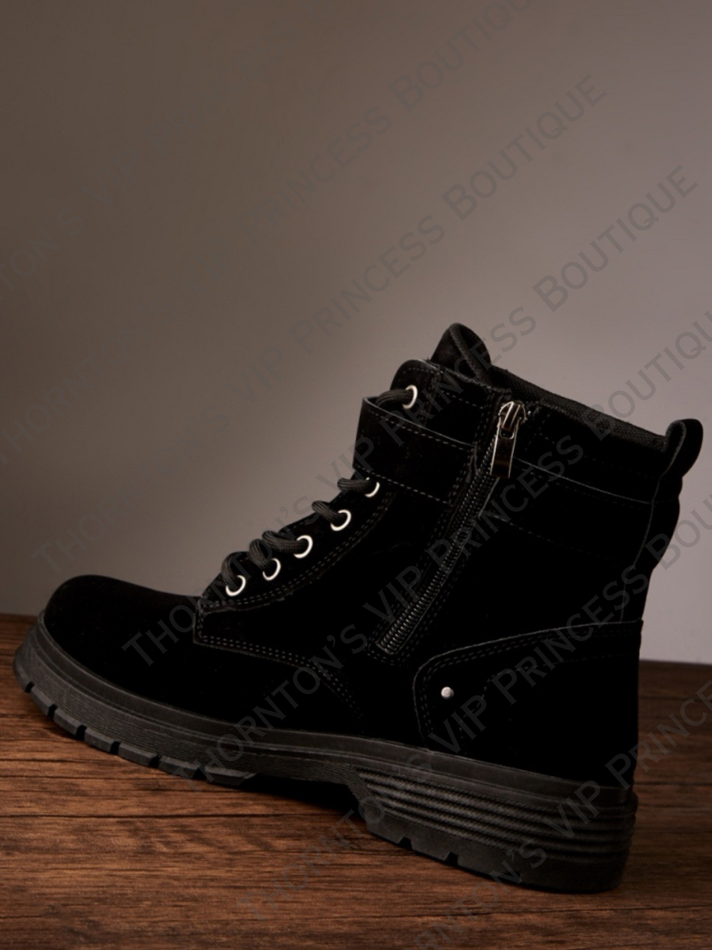 Buckle Side Trim Men’s Boots