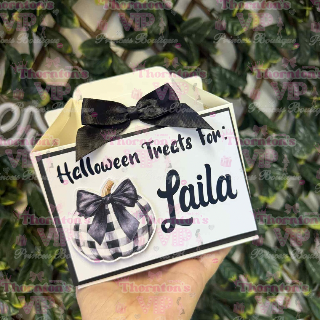 Personalised Halloween Treat Boxes with Bow – Flat Packed Party Favour Boxes in Multiple Designs