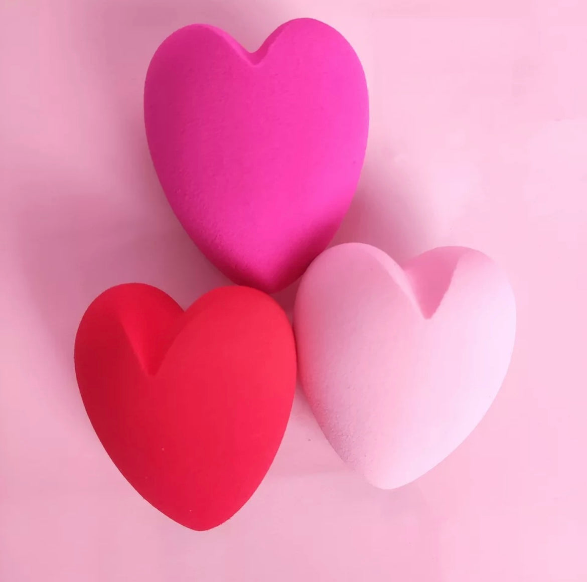 LIMITED EDITION Love Is In The Air Large Beauty Blending Sponge