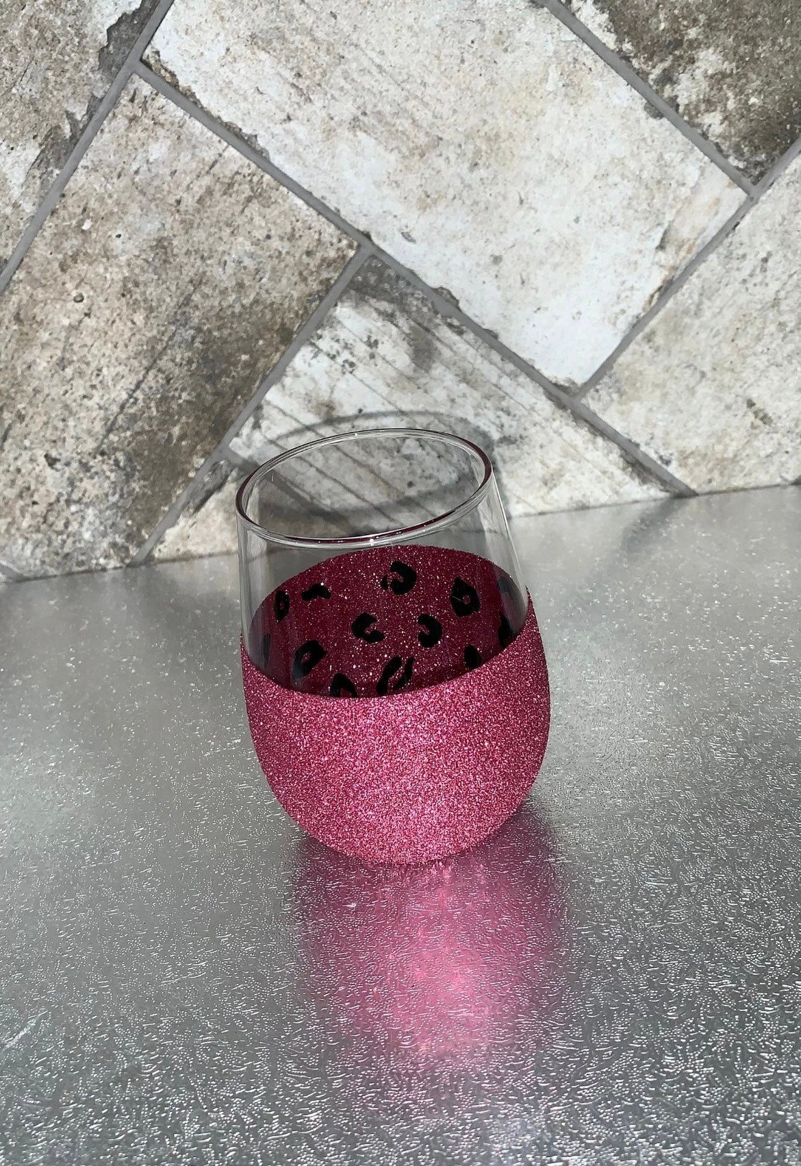 Leopard Print Glitter Stemless Wine Glass
