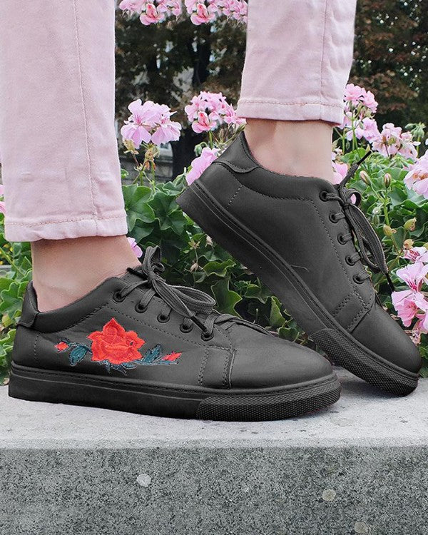 Fashion Lace-up Floral Applique Low Top Sneakers