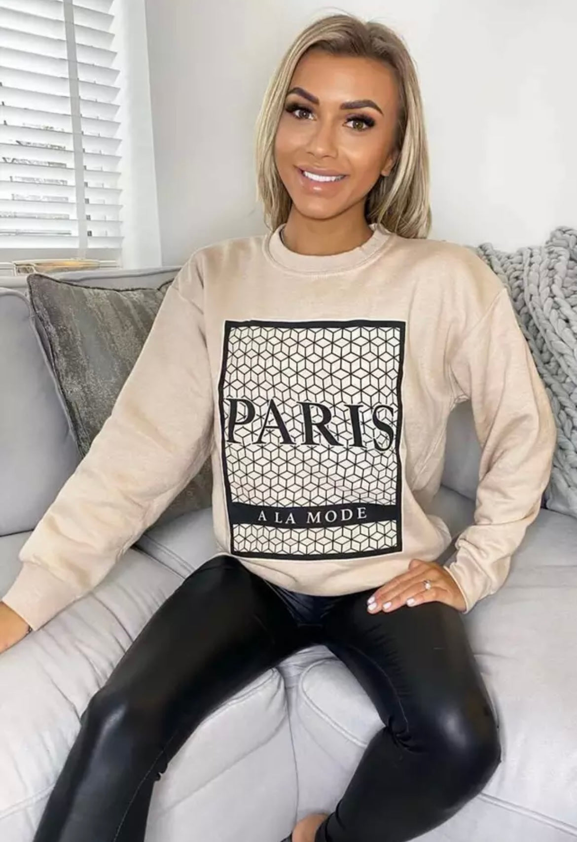 Paris LA Mode Slogan Jumper