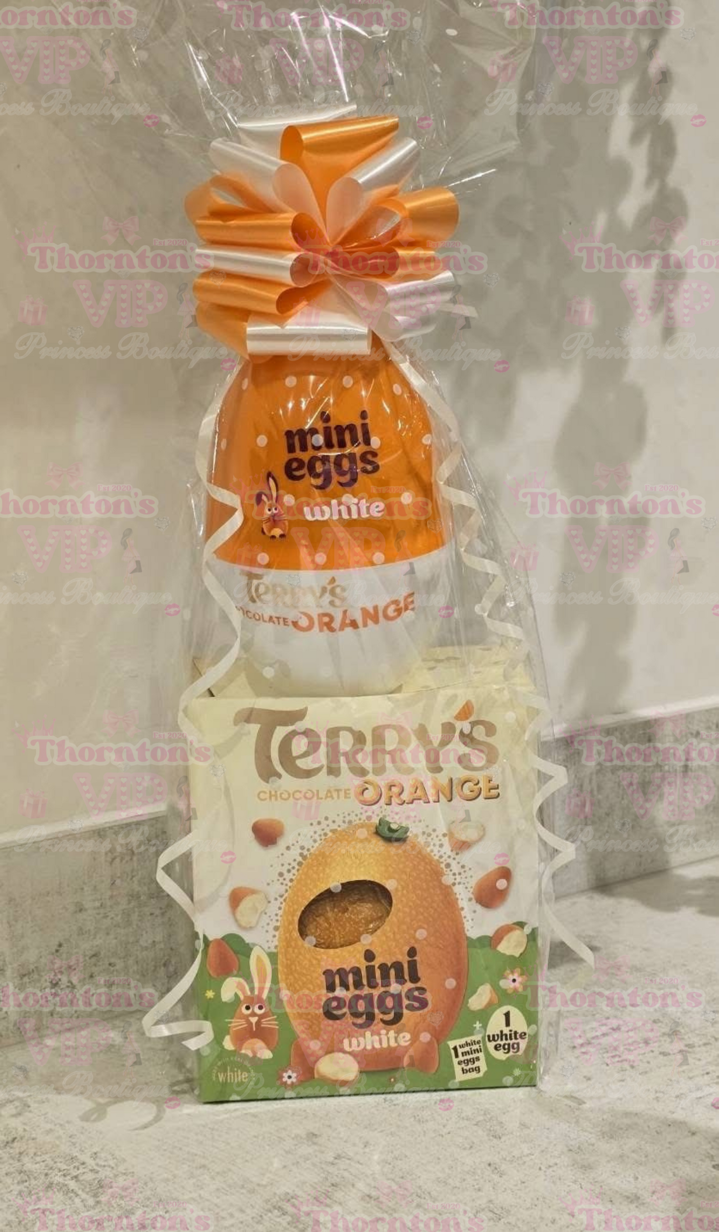 Terry’s Chocolate Orange White Filled Gift Small Egg Hamper