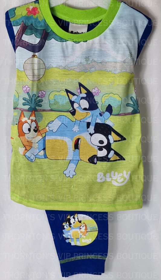 Popular Cartoon Dog Garden Playing Design Kids Pyjama Set