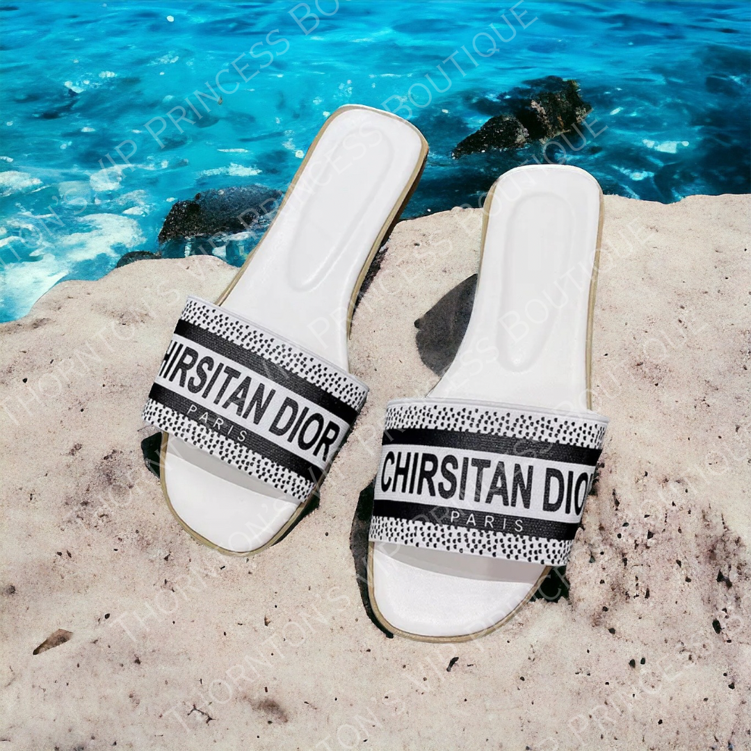 Chic Diorique Slides