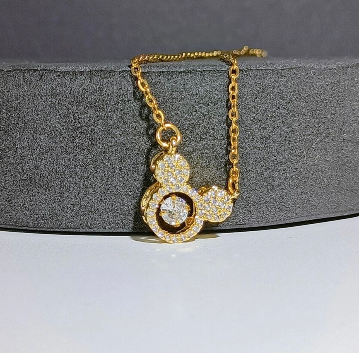 Minnie Mouse Gold Bling Head Pendant Necklace