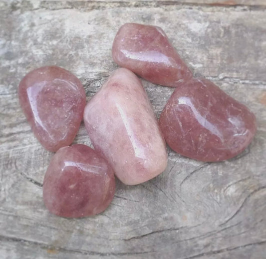 Red Aventurine Tumblestones
