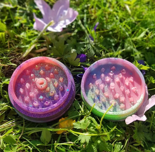 Pastel Coloured Resin Grinder