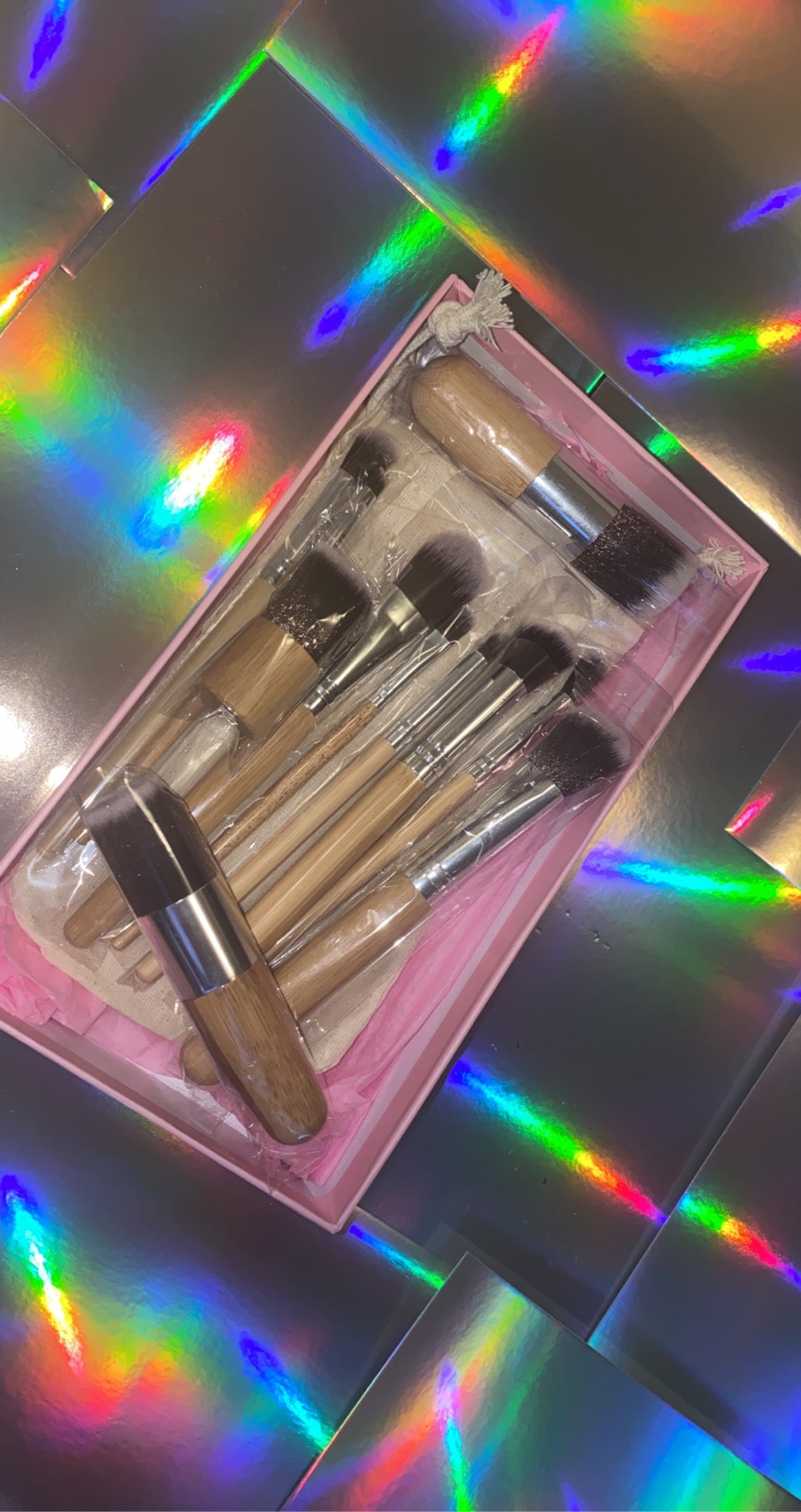 Glowii 11Pcs Eco - Friendly Bamboo Handle Make Up Brush Set & Gift Box