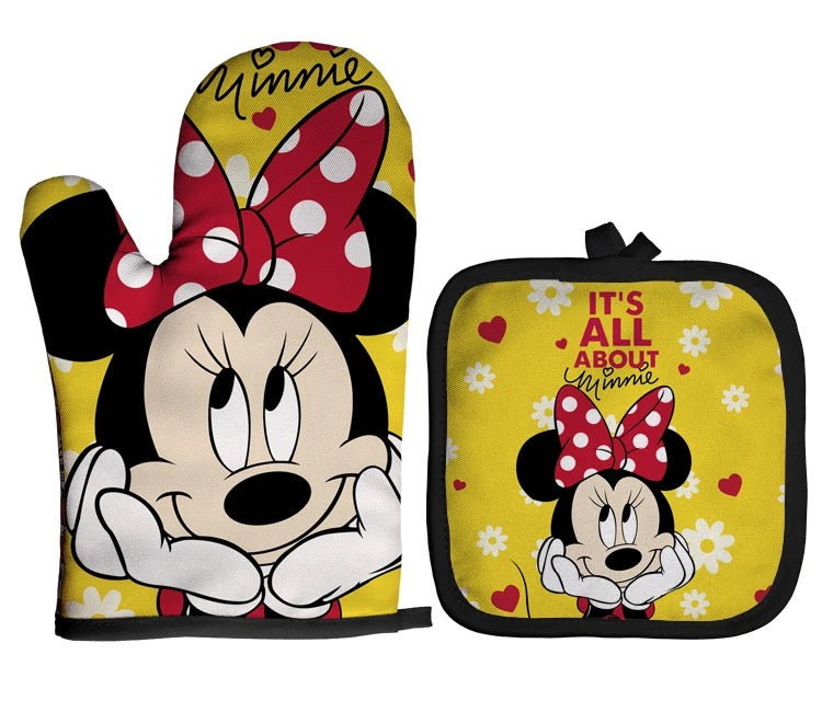 Disney Inspired Oven Mitt Set