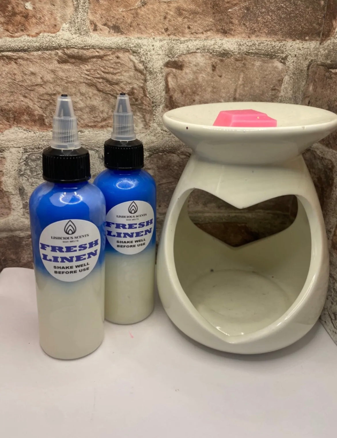 Squeezy Wax Bottles -Various Scents